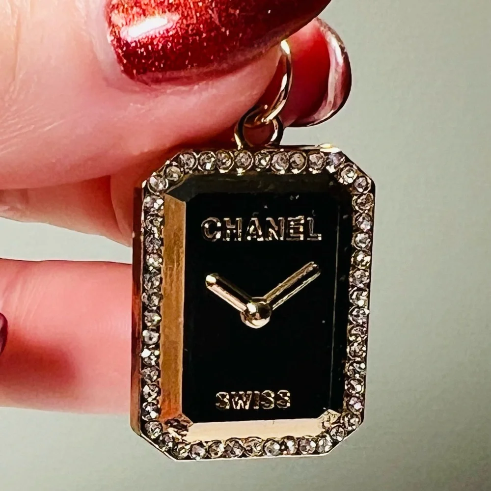Chanel Gold Clock Charm - Picture 4 of 5